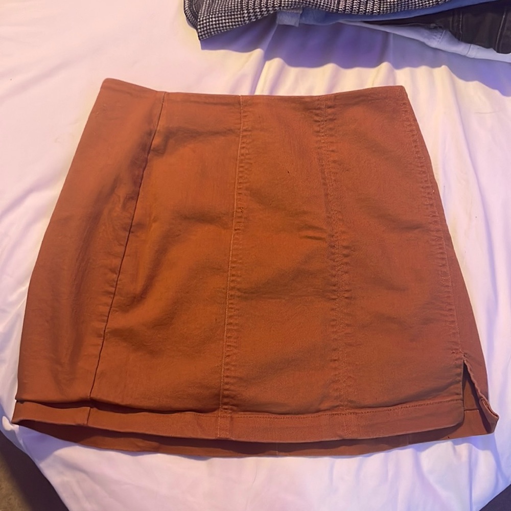 Small forever 21 brown skirt